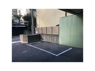 AHマンション泉の物件外観写真